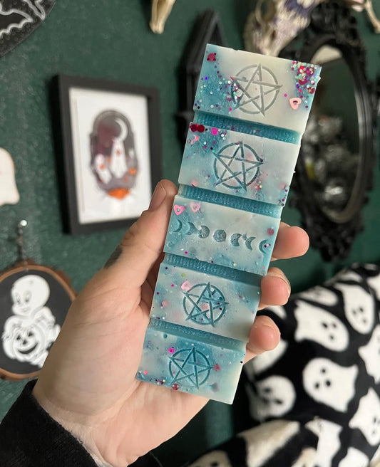 Winter Solstice Blossoms Scented Snap Bar